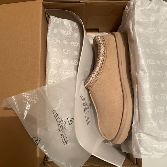 UGG Women's Tasman Slippers - New - Authentic- Women’s Size 9 Driftwood - Picture 7 of 10